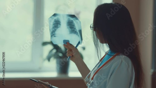 doctor analyzes the state of the patient's health