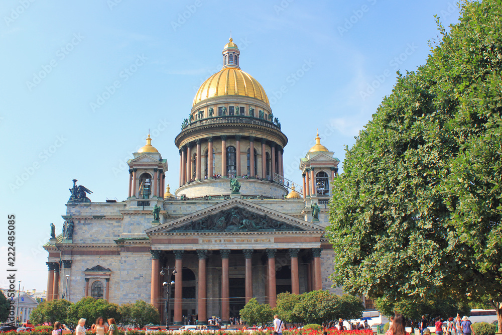Fototapeta premium Saint Isaac's Cathedral in St. Petersburg, Russia. Orthodox Basilica and Museum Building, Monumental European Architecture Built in 1858 by Architect Montferrand. Famous City Landmark Front View