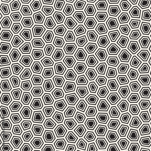 Seamless irregular lines vector mosaic pattern. Abstract chaotic tessellation texture