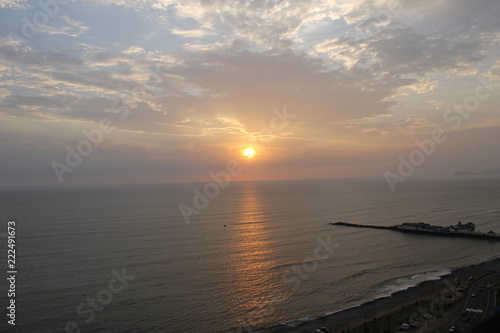 Fototapeta Naklejka Na Ścianę i Meble -  Sunset and sea