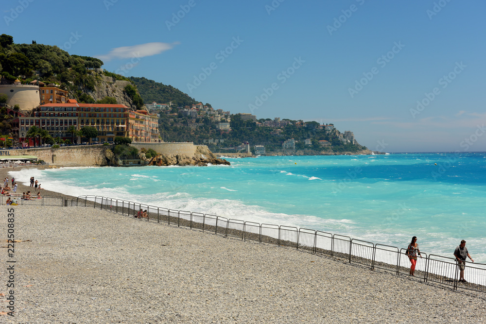 Naklejka premium The beach of the city of Nice. Rest on the sea.