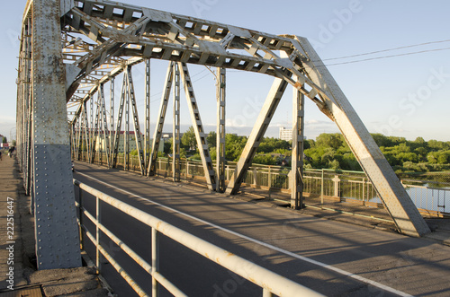 Fototapeta Naklejka Na Ścianę i Meble -  big high bridge