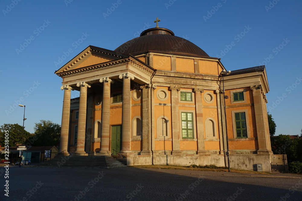Fototapeta premium Dreifaltigkeitskirche in Karlskrona, Schweden