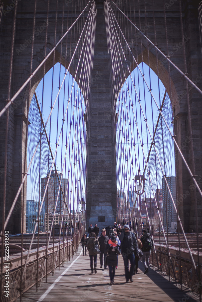Obraz premium Brooklyn Bridge Perspective, New York City