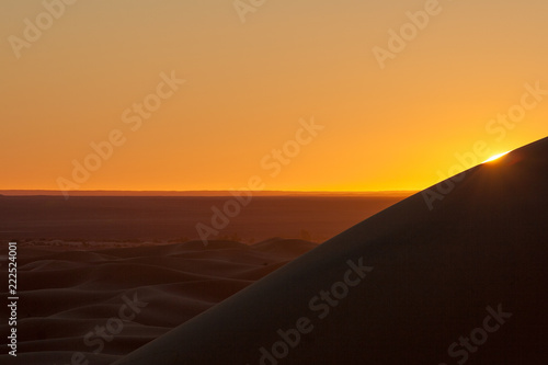Desert Sunrise © Vladislav