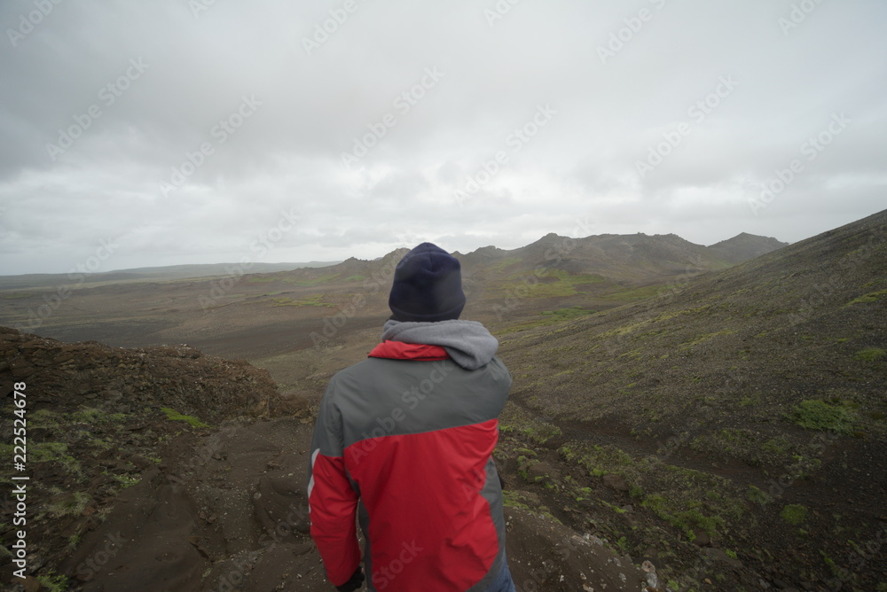 Icelandic Horizons