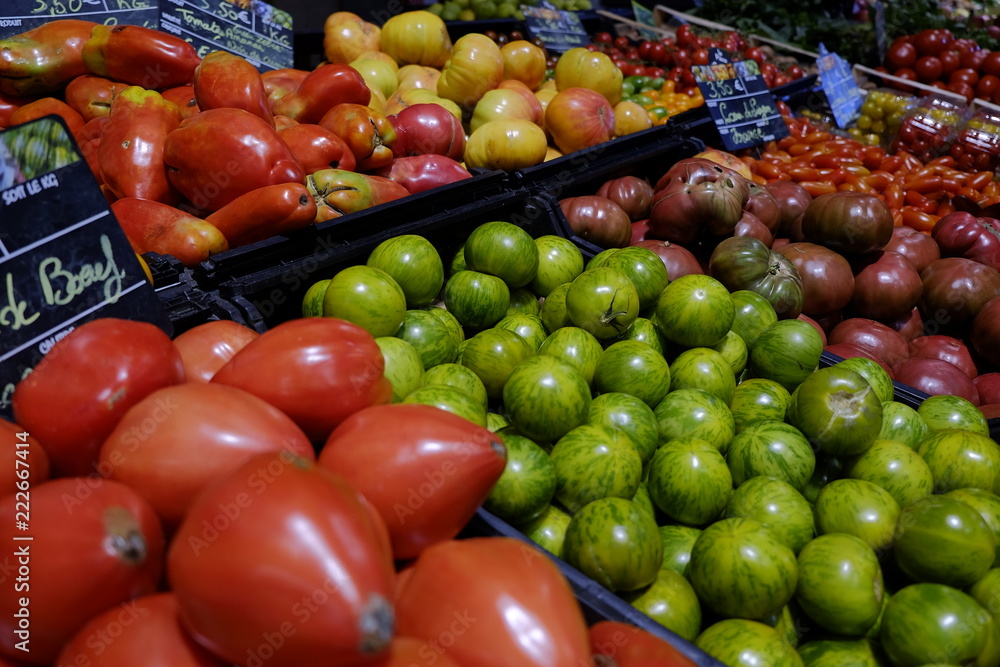 Naklejka Tomates au marché de Mont de Marsan