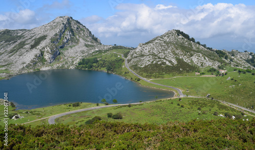  Lagos de Covadonga en Asturias España
