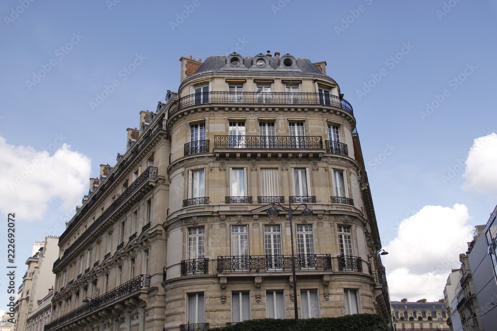 Immeuble ancien du quartier des Champs Elysées à Paris