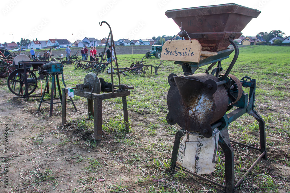Historische landwirtschaftliche Geräte bei OutdoorAusstellung in