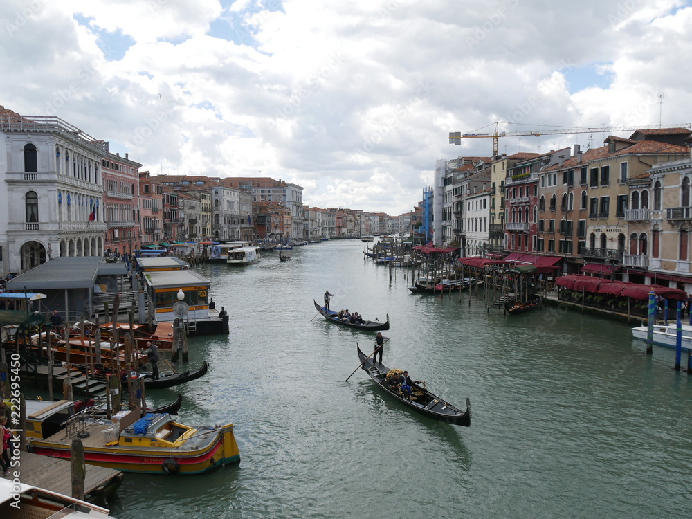 Venezia - panorama sul Canal Grande dal ponte di Rialto Venezia - panorama sul Canal Grande dal ponte di Rialto