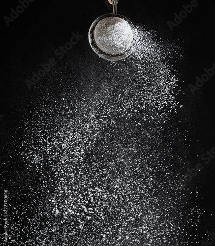 Obraz na plátně fluffy powdered sugar