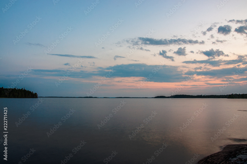 Naklejka premium sunset on the lake