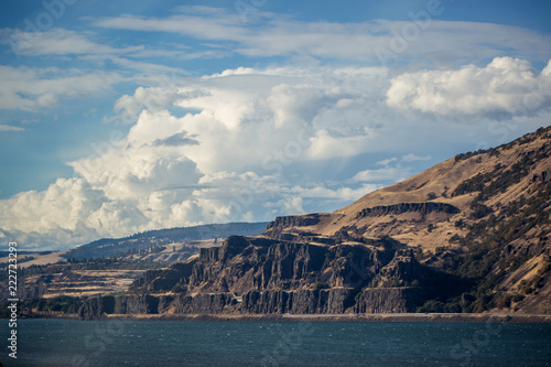 Bluffs on The Columbia