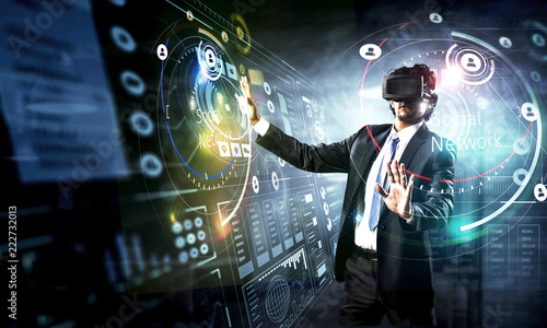 Experiencing virtual reality. Mixed media © Sergey Nivens