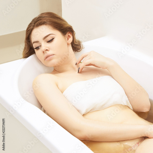 Detox girl bath therapy. Pant maral blood health skincare. Organic relax woman body tub. Young female