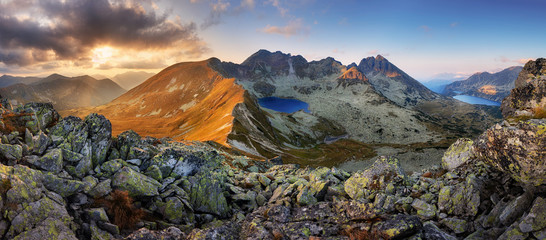 Leinwandbilder Khaki Panorama of mountain landscape at summer in Tatras at sunset in Slovakia  © TTstudio