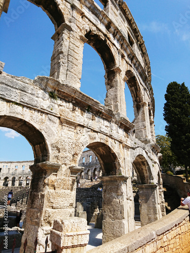 wspaniałe wakacje w miejscowości Pula czyli Rzymska Arena to amfiteatr w Puli w Chorwacji