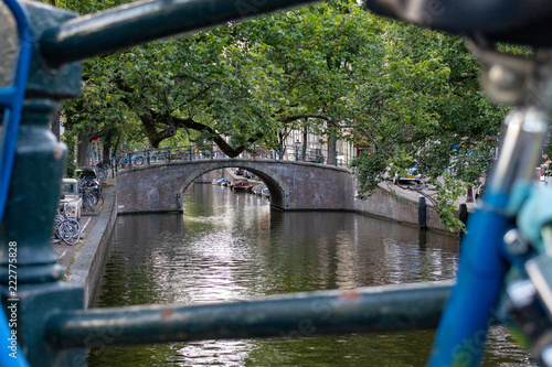 fietsen in Amsterdam photo