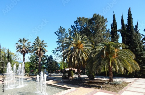 Возле гостиницы