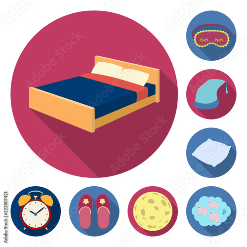 Rest and sleep flat icons in set collection for design. Accessories and comfort vector symbol stock web illustration.