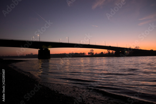 Brücke im Abendrot © sunakri