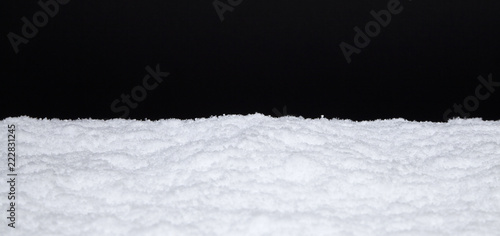 NEIGE BORDURE_fond noir