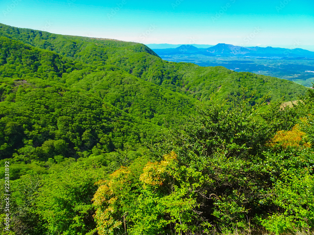 Fototapeta premium Oita Mountain Landscape with Blue Sky