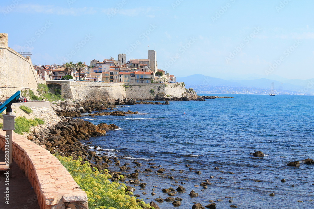 La magnifique vieille ville d'Antibes et son musée Picasso, Cote d'Azur, France