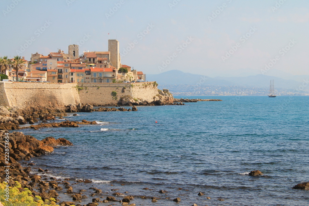 La magnifique vieille ville d'Antibes et son musée Picasso, Cote d'Azur, France
