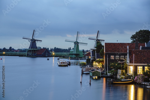 Night view of the De Gekroonde Poelenburg, De Kat, Windmill De Zoeker windmill and river view photo