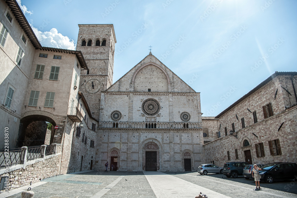Assisi, Basilica di San Ruffino vista frontale