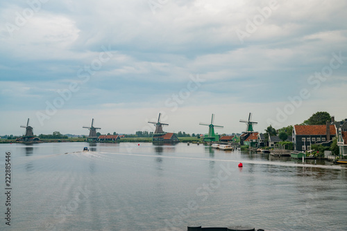 De Gekroonde Poelenburg, De Kat, Windmill De Zoeker, Houtzaagmolen het Jonge Schaap windmill and river view photo