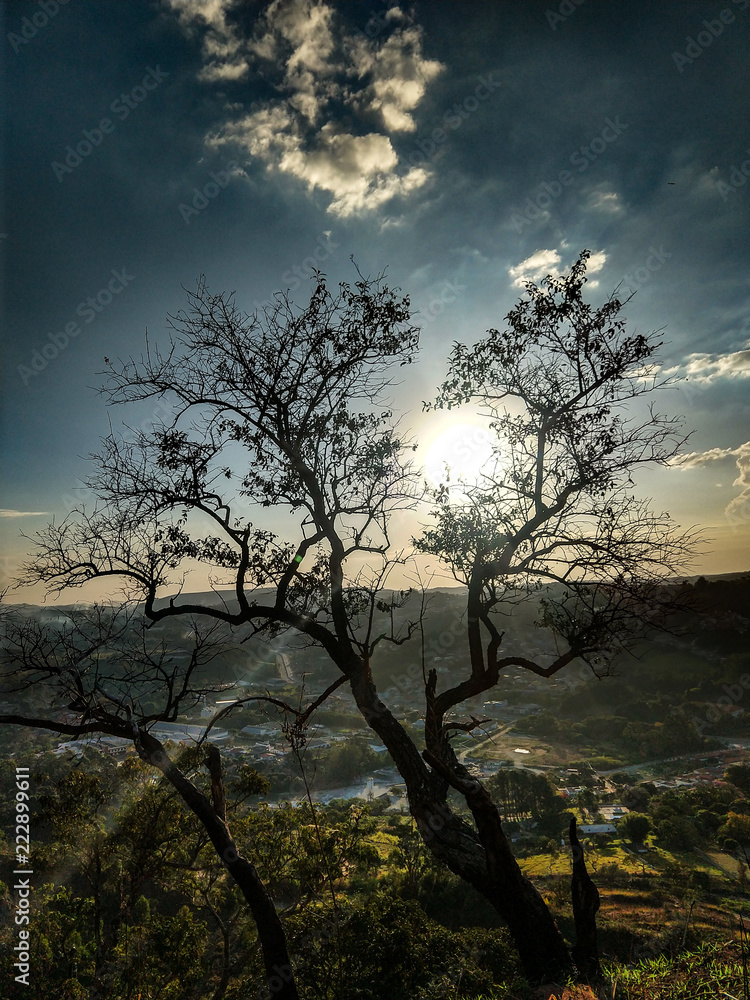 Obraz premium Lindo fim de tarde em minha cidade São roque-SP