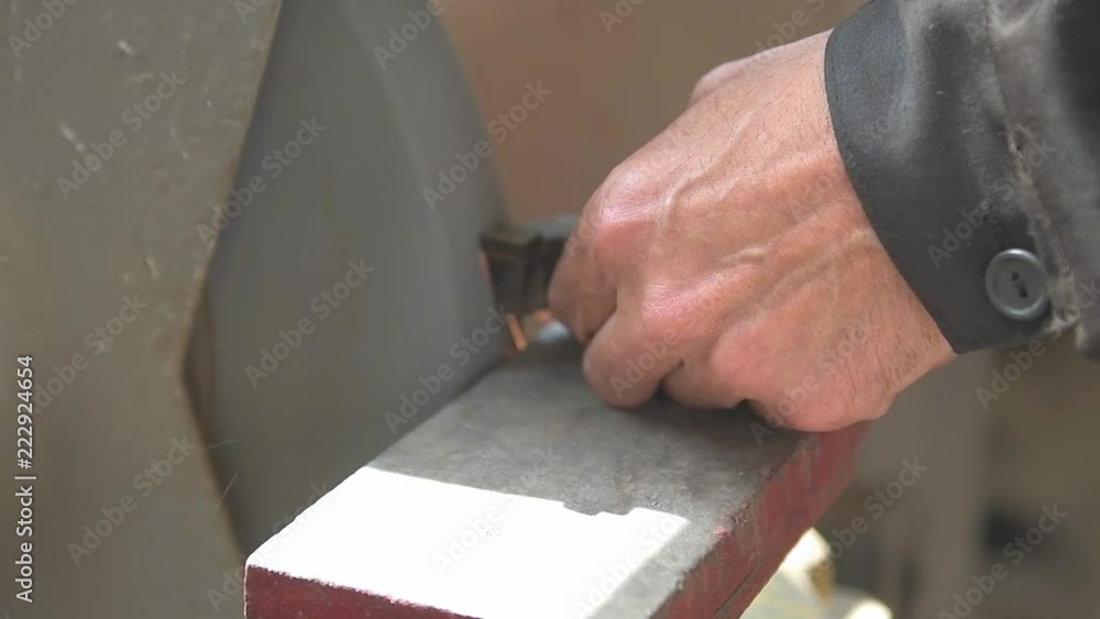 working tool sharpening