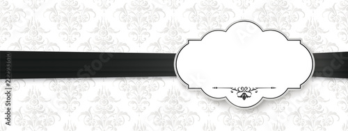 Banner mit klassischen Ornamenten und Etikette