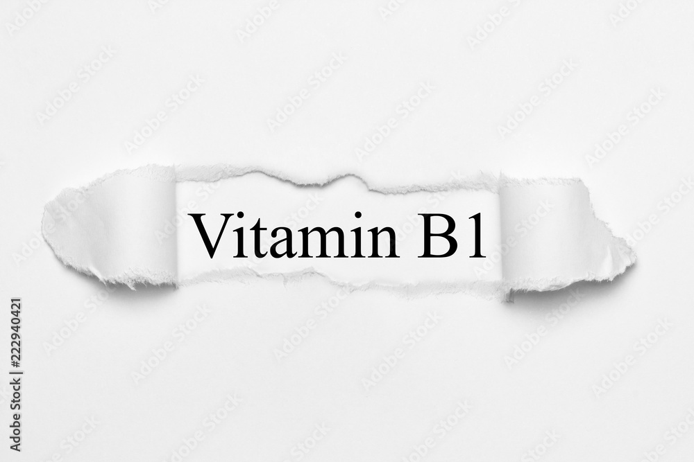 Vitamin B1 auf weißen gerissenen Papier Stock-Foto | Adobe Stock