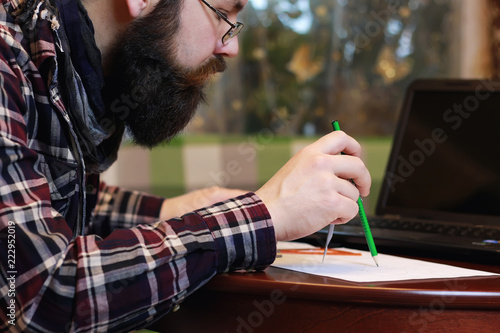 male notebook work bearded photo