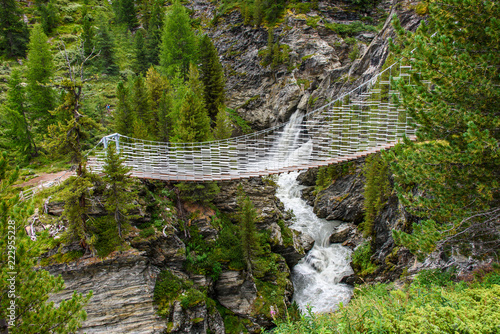 Fotografie Bridge on the Plima Trail