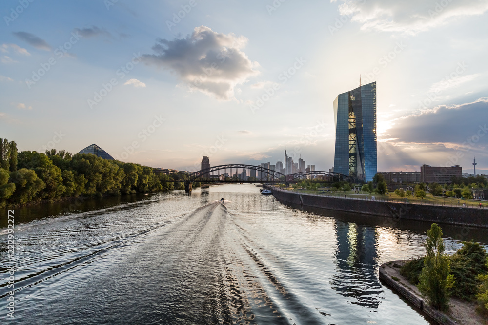 Main River Scenery and Frankfurt Skyline in Vanishing Point's End
