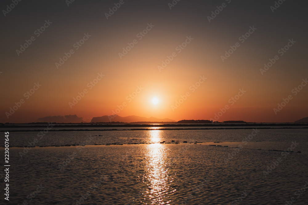 Obraz premium sunset over the Sicily sea