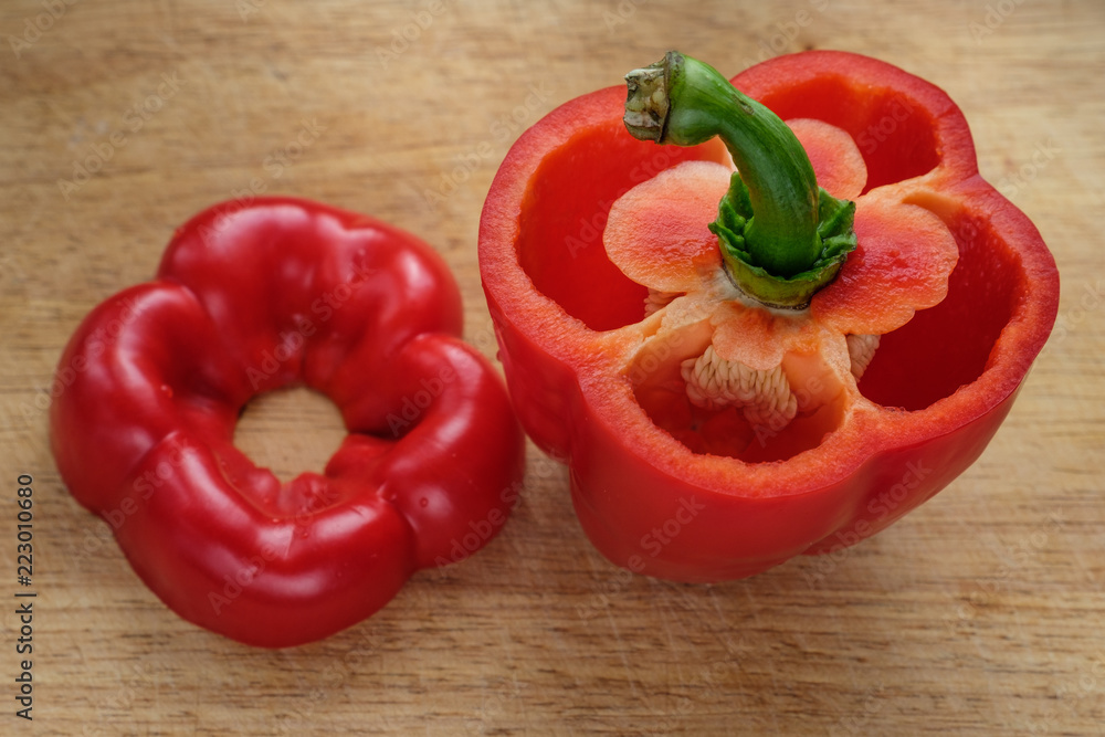 Aufgeschnittene Paprika Aufgeschnittene Paprika