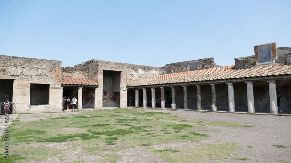 Pompeii ruins	