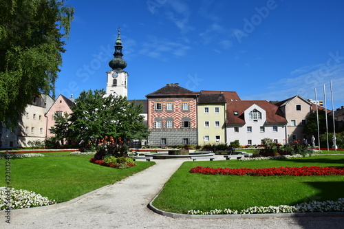 Burggarten von Wels mit der Stadtpfarrkirche  photo