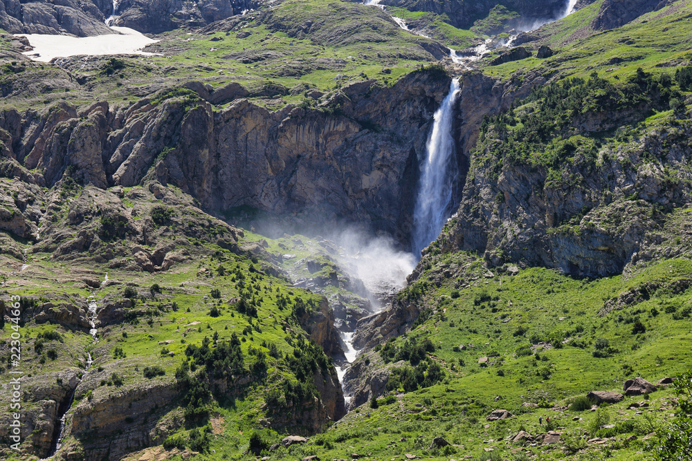 Obraz premium Pineta Valley in Ordesa National Park, Spain