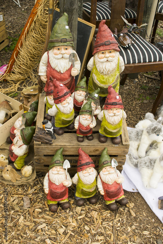 Flohmarkt Trödel Gartenzwerg