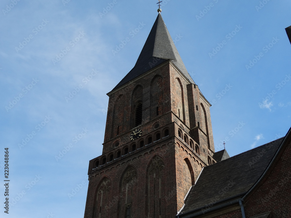 Fototapeta premium Kirchturm in Emmerich