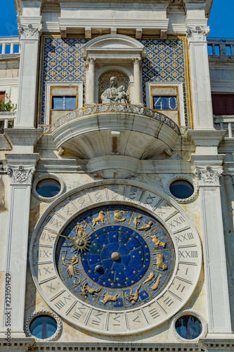Obraz na płótnie The clock tower of St. Mark square (Torre dell'Orologio di piazza San Marco) in Venice, Veneto, Italy w salonie