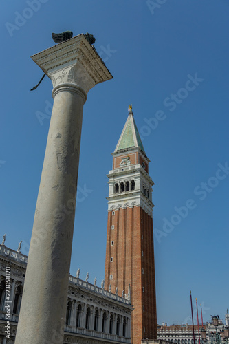Obraz na płótnie Bell Tower St Mark's Square (Campanile in piazza San Marco), Venice, Veneto, Italy. Piazza San Marco is one of the main travel attractions in Italy. w salonie
