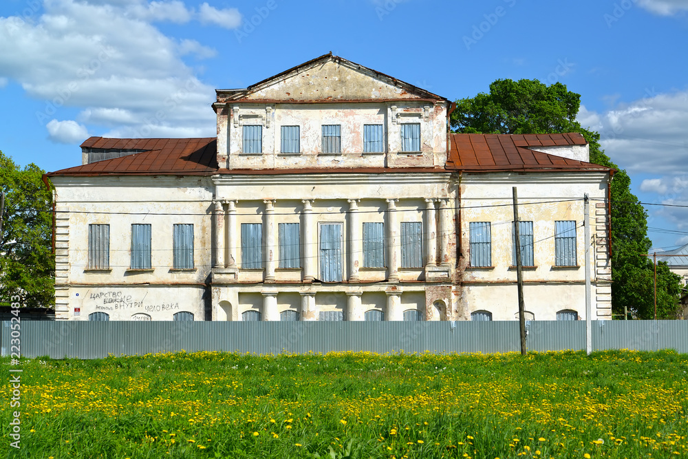 Former estate of merchants Zimin (19th century). Uglich, Yaroslavl region Former estate of merchants Zimin (19th century). Uglich, Yaroslavl region